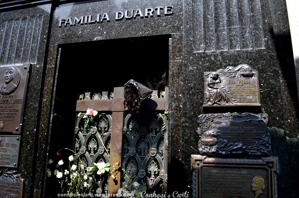 Recoleta - Túmulo da Família Duarte, onde Evita Perón está sepultada 