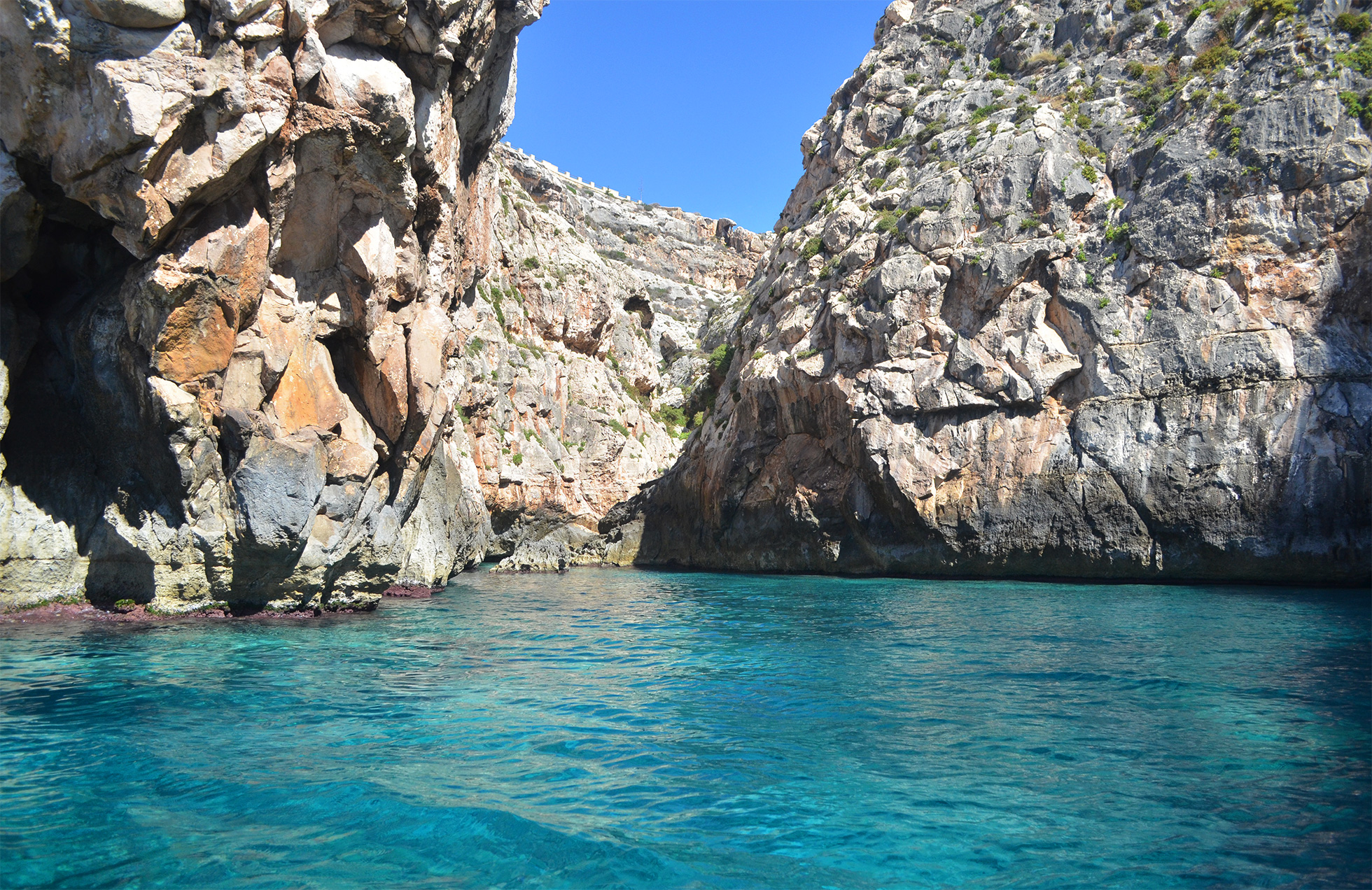Dicas para aproveitar ao máximo a Blue Grotto em Malta