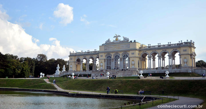 O Gloriette em Schönbrunn.