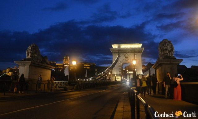 Ponte das Correntes, Budapeste